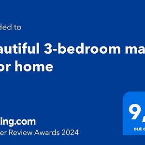 Apartment Beautiful 3-bedroom Main Floor Calgary